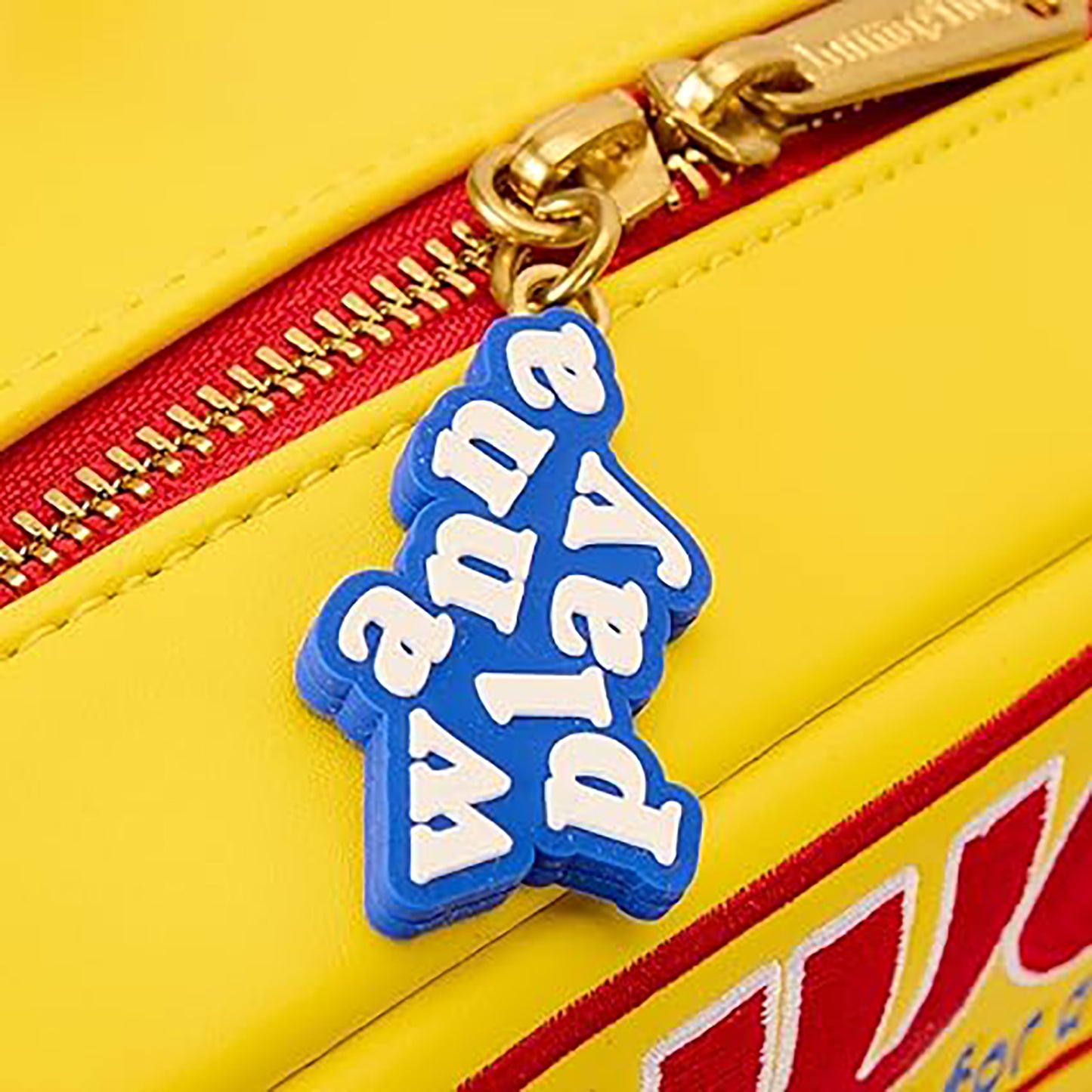 Loungefly CKBK0017 Chucky Good Guys Box Mini Rucksack