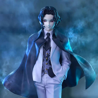 BANDAI Muzan Kibutsuji mit schwarzem Umhang, Demon Slayer  Kimetsu no Yaiba Sammelfigur, 26 cm