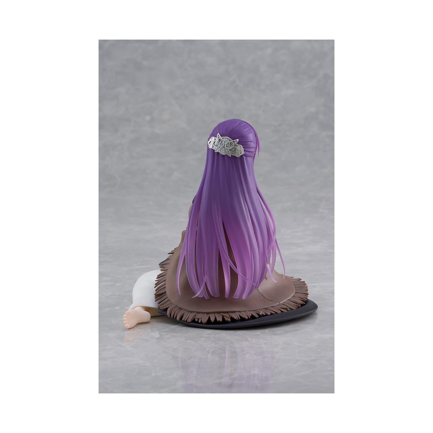 Taito Frieren: Beyond Journey's End PVC Statue Desktop Cute Figure Fern 13 cm