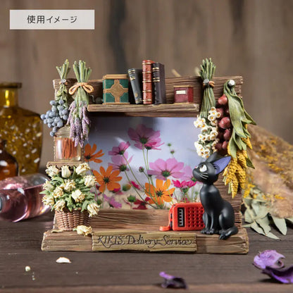 Kikis kleiner Lieferservice - Witch's House - Diorama Bilderrahmen - 18x15cm - Benelic