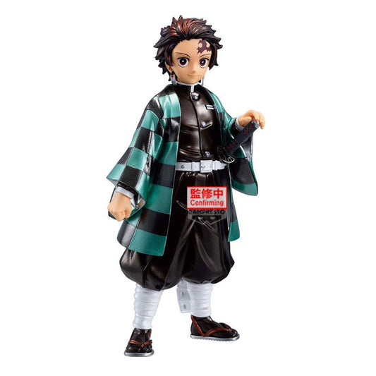 BANDAI Tanjiro Kamado mit Schwert, Demon Slayer  Kimetsu no Yaiba Sammelfigur, 24 cm