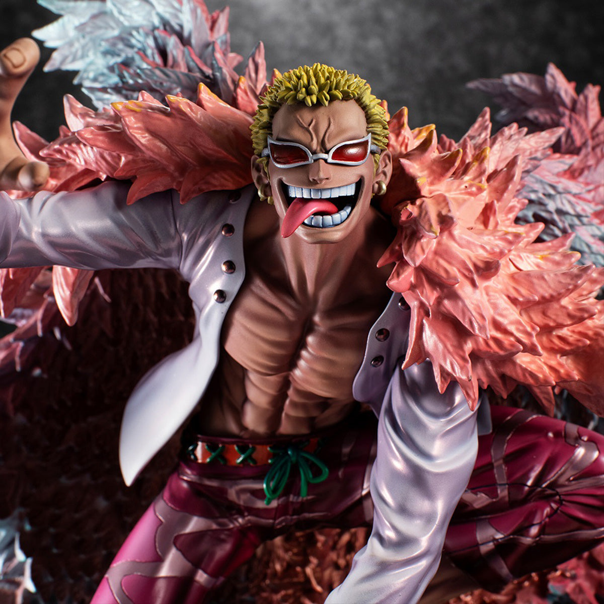 MegaHouse Don Quichotte de Flamingo Tenyasha, One Piece Sammelfigur, MH71627, 35 cm