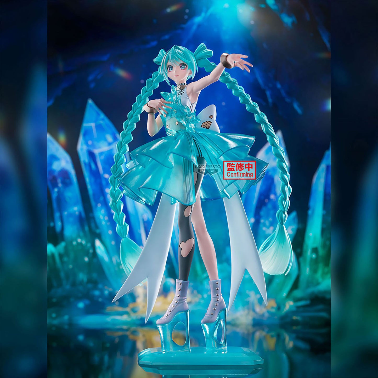 Vocaloid - Hatsune Miku - Emerald Gem - Clearluxe Figur - 28cm - Banpresto