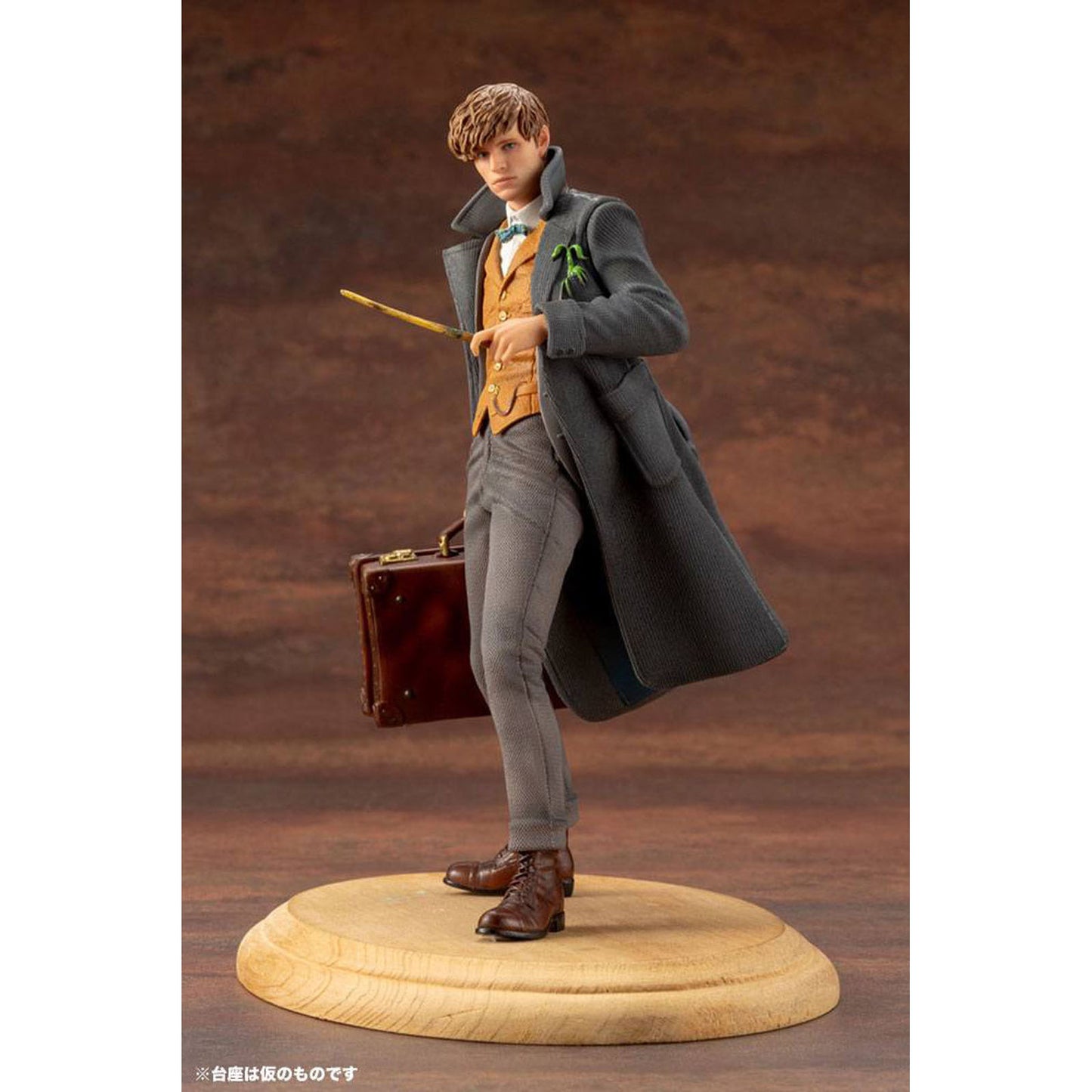 Fantastic Beasts: The Crimes of Grindelwald - Newt Scamander - ARTFX+ Statue 1/10 - 18cm - Kotobukiya