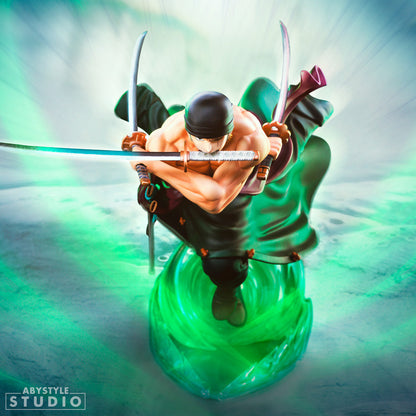 One Piece - Roronoa Zoro - Super Figure Collection (SFC) PVC Figur - 18 cm – ABYstyle Studio