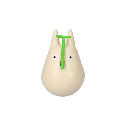 Mein Nachbar Totoro - Kleiner Totoro mit Blatt - Okiagari Koboshi Wackelfigur - 5cm - Ensky