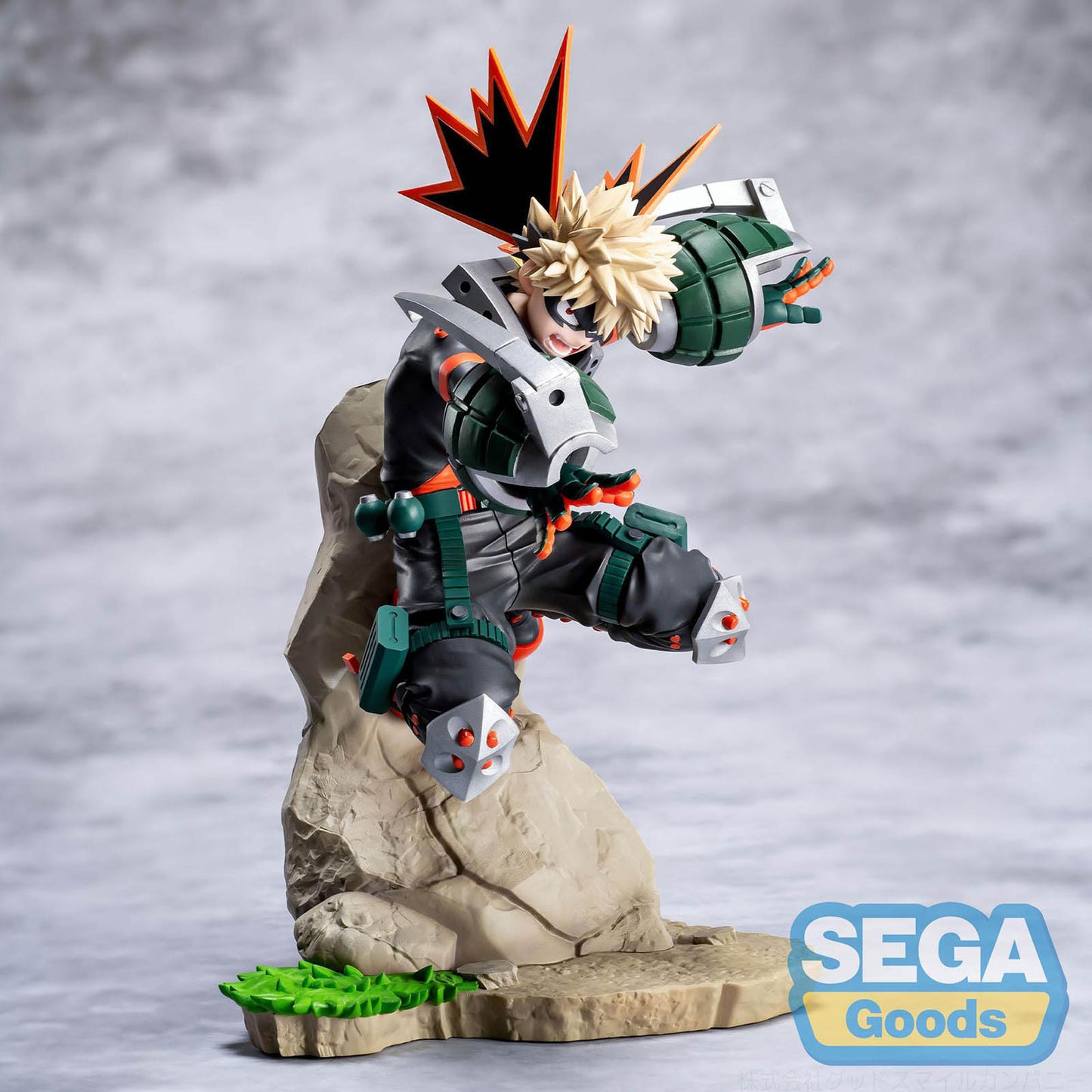 My Hero Academia: You're Next - Katsuki Bakugo Xross Link Figur - 18cm - SEGA