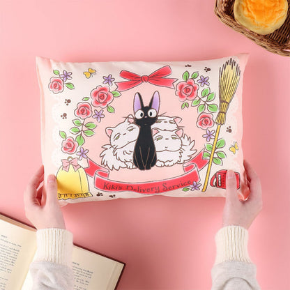 MARU-90455 Cat family pillow 28 x 39 cm - Kiki's Delivery Service