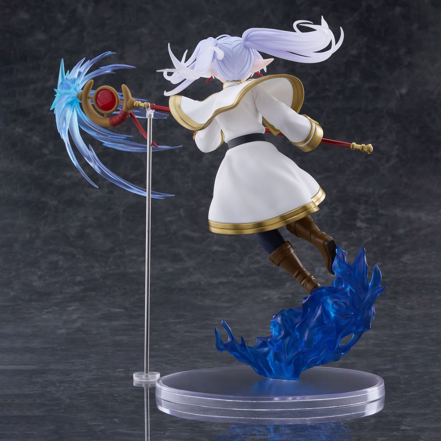 Taito Frieren: Beyond Journey´s End AMP+ PVC Statue Frieren 21 cm