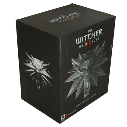 The Witcher 3: Wild Hunt - Wolfmedaillon Wandrelief - 15cm - Dark Horse