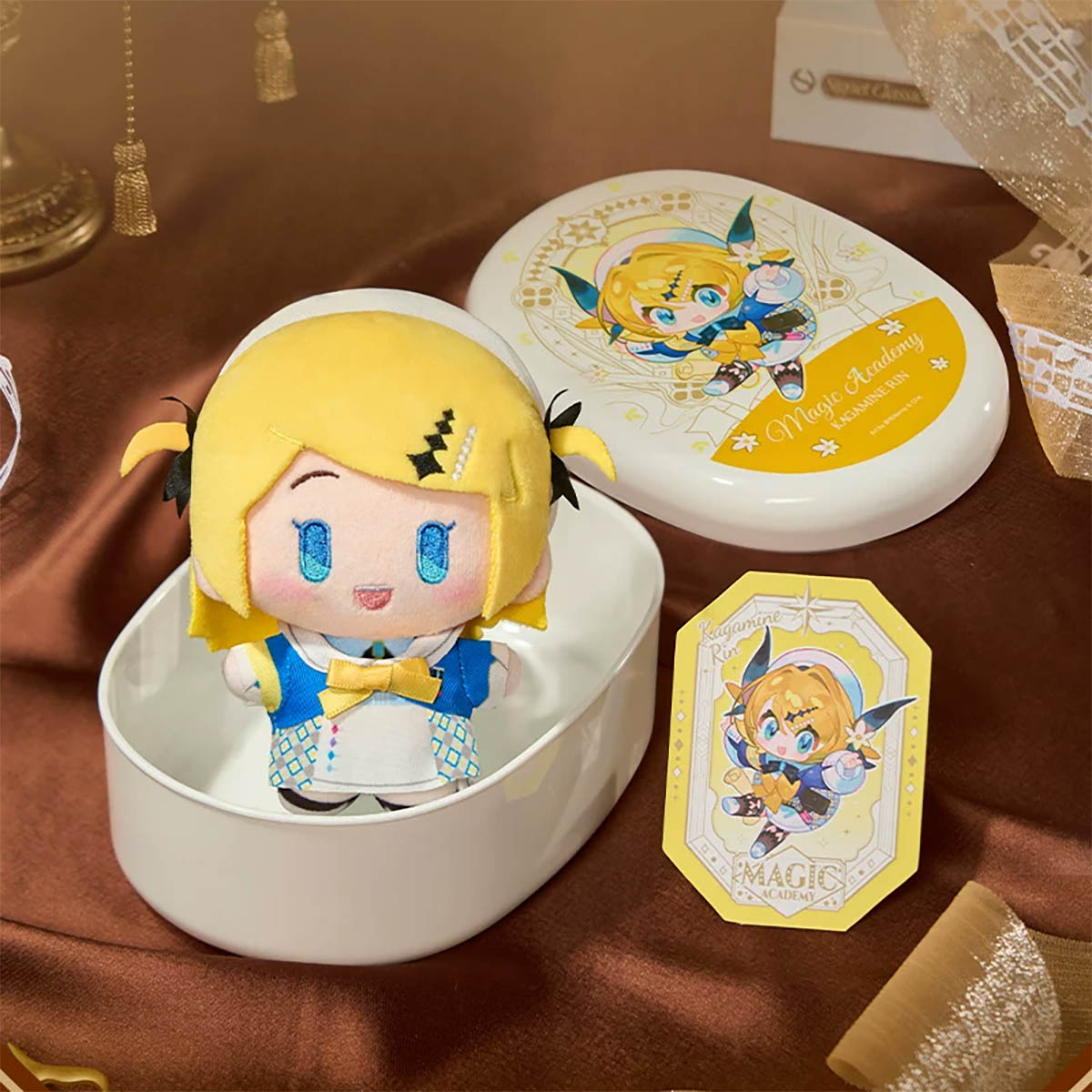 Hatsune Miku - Miku With You 2025 „Yummy Box“ Plüsch-Anhänger & Brotdose - Blind Box - Einzelbox - LDCX