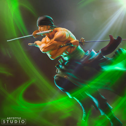 One Piece - Roronoa Zoro - Super Figure Collection (SFC) PVC Figur - 18 cm – ABYstyle Studio
