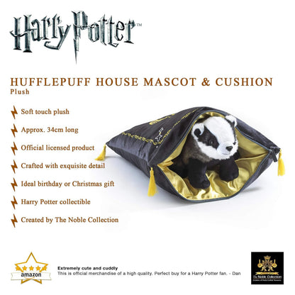 Harry Potter - Hufflepuff Hausmaskottchen Dachs - Kissen mit Plüschfigur Set - 34 x 34 cm - The Noble Collection
