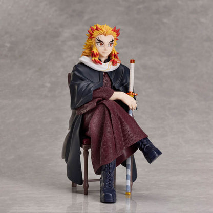 Demon Slayer: Kimetsu no Yaiba - Kyojuro Rengoku Figur - 16cm - Aniplex