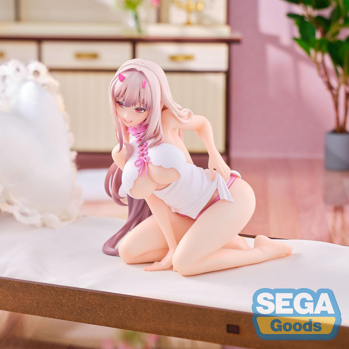 Goddess of Victory: Nikke - Viper Figur - 12cm - SEGA Yumemirize