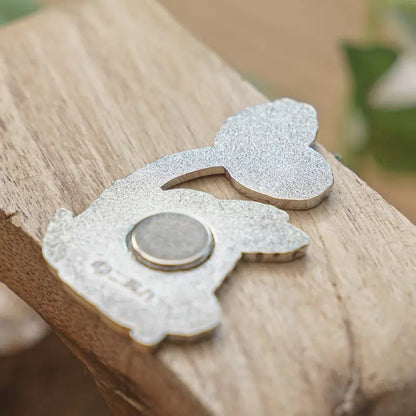 Mein Nachbar Totoro - Großer Totoro mit Blume - Metall-Magnet - 4,5cm - BENELIC