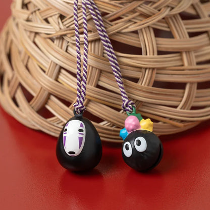Chihiros Reise ins Zauberland - Ohngesicht mit Glöckchen - Netsuke-Anhänger - 3 x 2,3 x 2,3 cm - Ensky