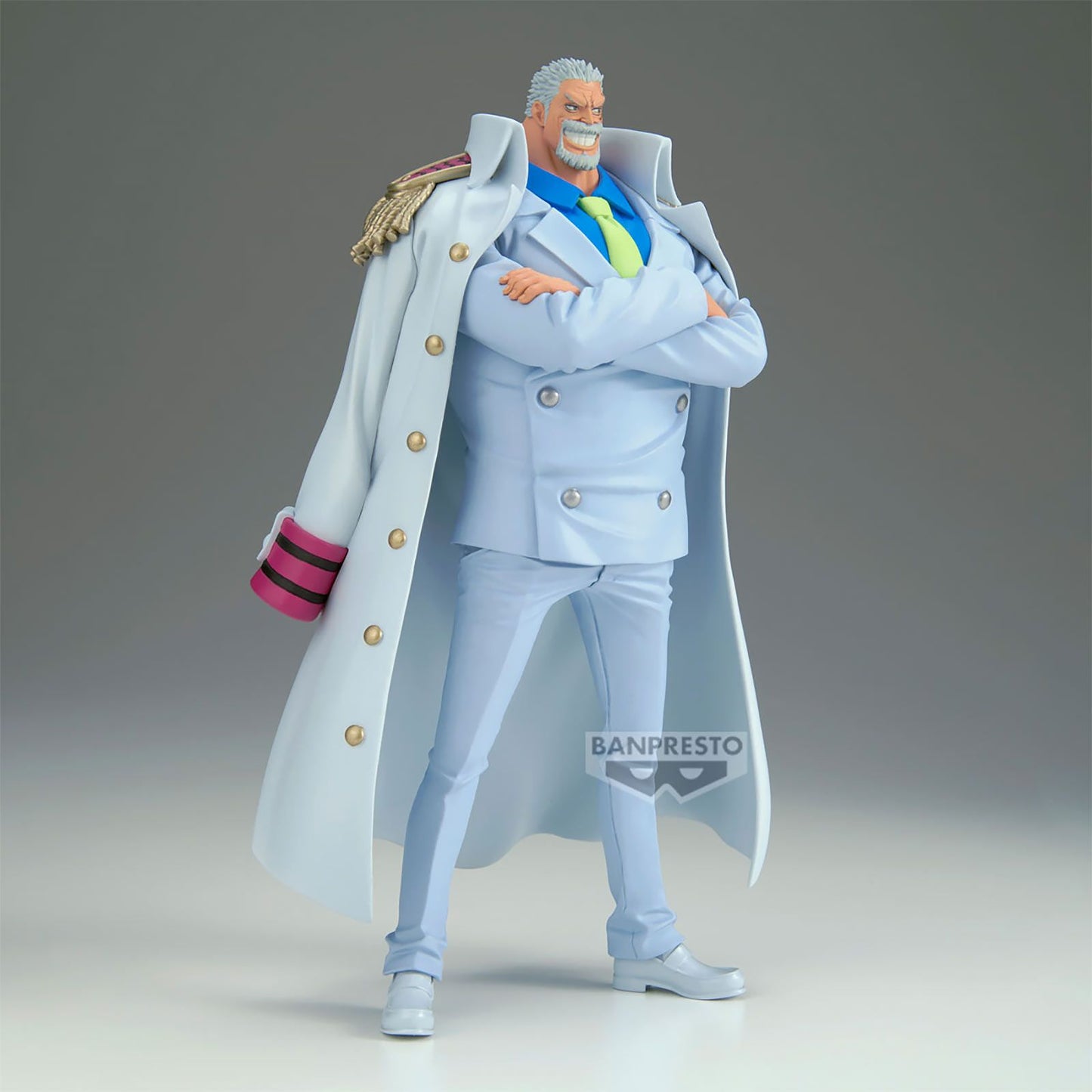 BANDAI Monkey D. Garp mit Mantel, One Piece Sammelfigur, BP29530P, 20 cm