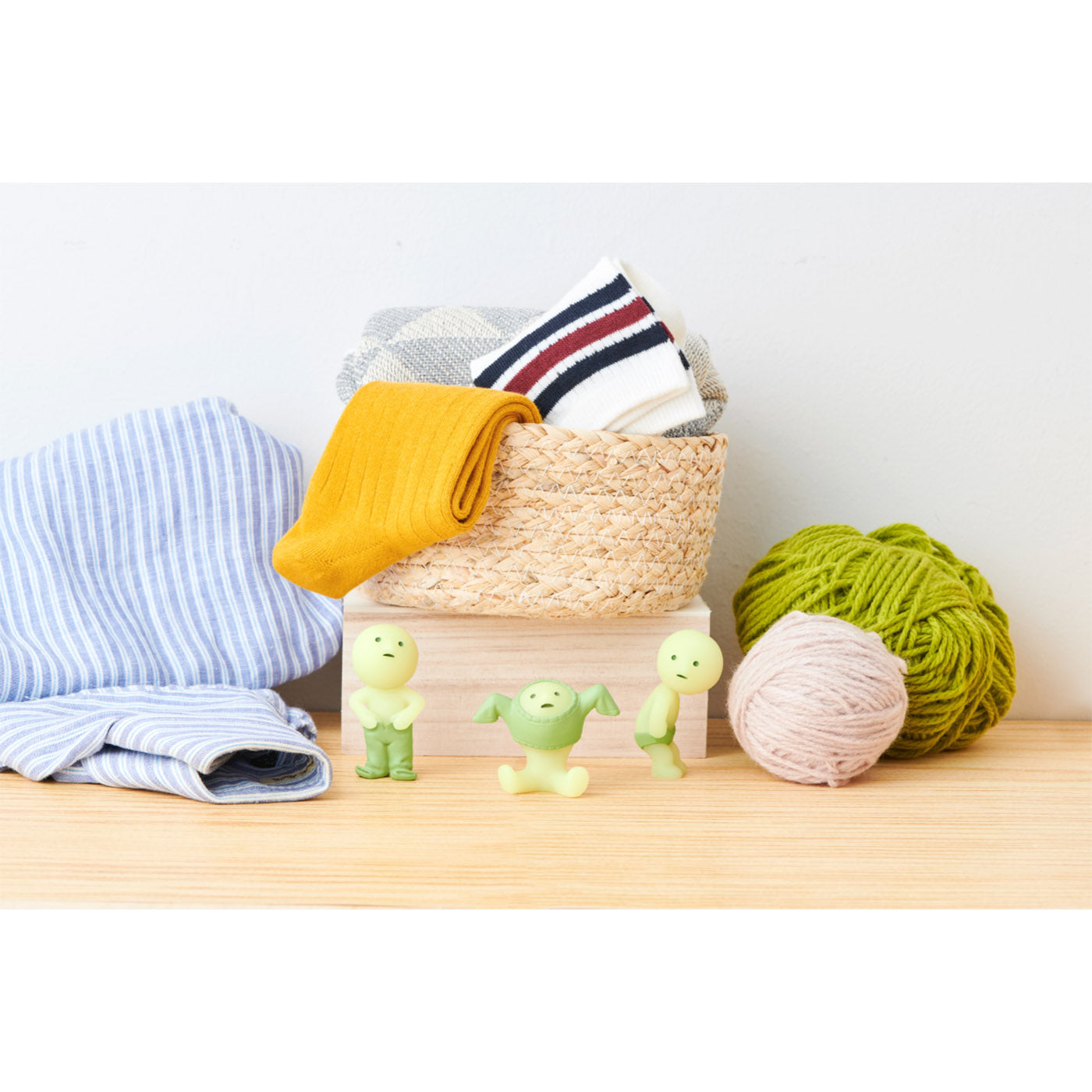 Smiski leuchtende Figure| Glow in the dark | Dressing Series  | Blind Box- (12)-(1)