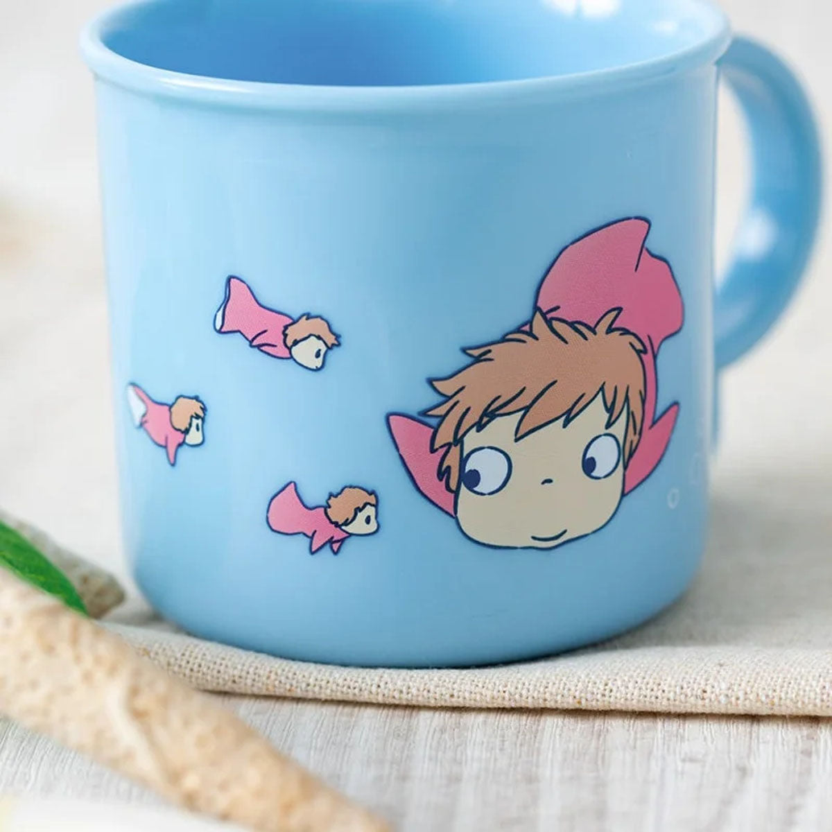 Ponyo on the Cliff - Ponyo im Meer - Trinkbecher - 200ml - Skater
