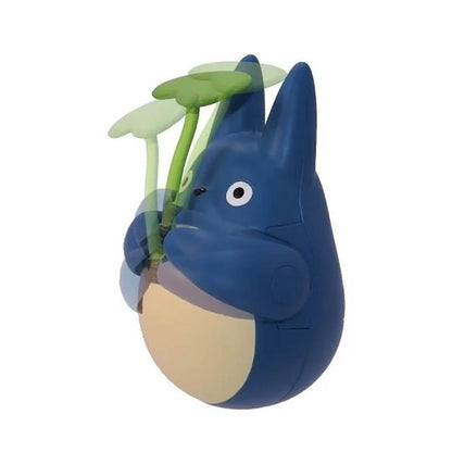 Mein Nachbar Totoro - Mittlerer Totoro mit Blatt - Okiagari Koboshi Wackelfigur - 6cm - Ensky