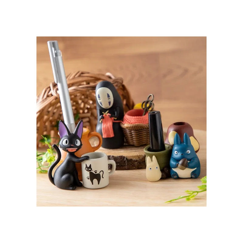 Chihiros Reise ins Zauberland - Ohngesicht (No Face) beim Stricken - 3D Mini-Figur & Stiftehalter / Organizer - 7cm - Ensky