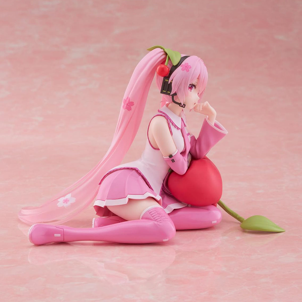 Hatsune Miku - Sakura Miku Cherry Pillow Ver. - Desktop Cute PVC Figure - 13 cm - Taito