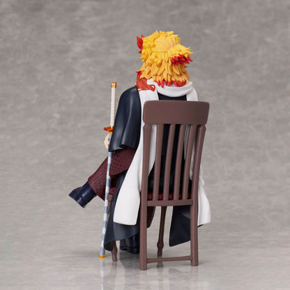 Demon Slayer: Kimetsu no Yaiba - Kyojuro Rengoku Figur - 16cm - Aniplex