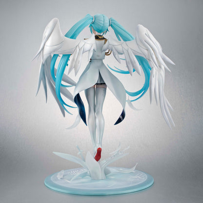 Mobile Suit Gundam x Hatsune Miku - Hatsune Miku x Wing Gundam Zero EW (45th Anniversary) Lucrea - Scale Figur 1/7 - 27cm - MegaHouse