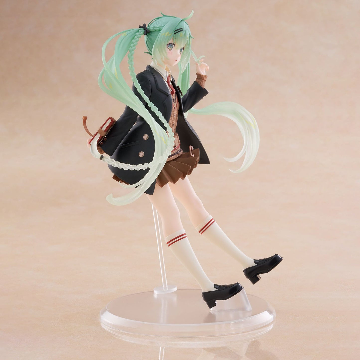 Hatsune Miku - Fashion Preppy Ver. - Figur - 18cm - Taito