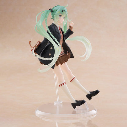 Hatsune Miku - Fashion Preppy Ver. - Figur - 18cm - Taito