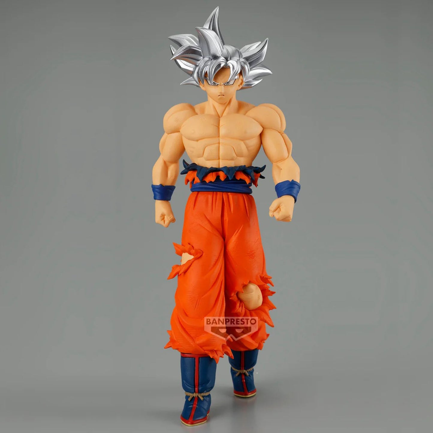 BANDAI Ultra Instinct Son Goku mit silbernem Haar, Dragon Ball Super Sammelfigur, BP29520P, 20 cm