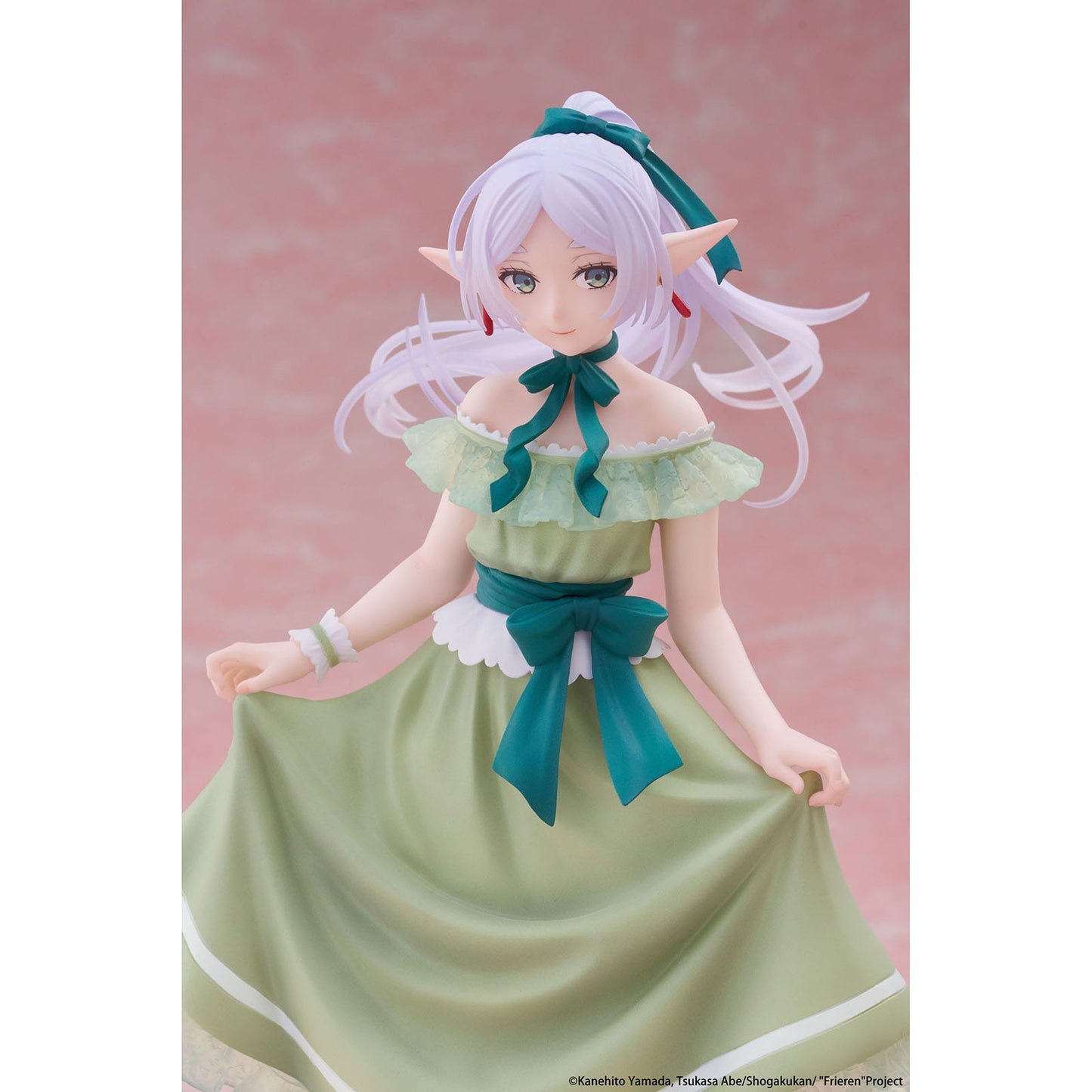 Frieren - Frieren Party Dress - Coreful Figur - 18cm - Taito