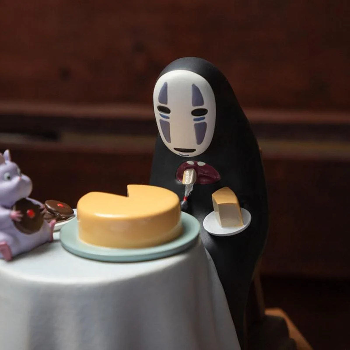Studio Ghibli - Chihiros Reise ins Zauberland - Ohngesicht & Boh „Tea Time“ Schmuckkästchen - Benelic