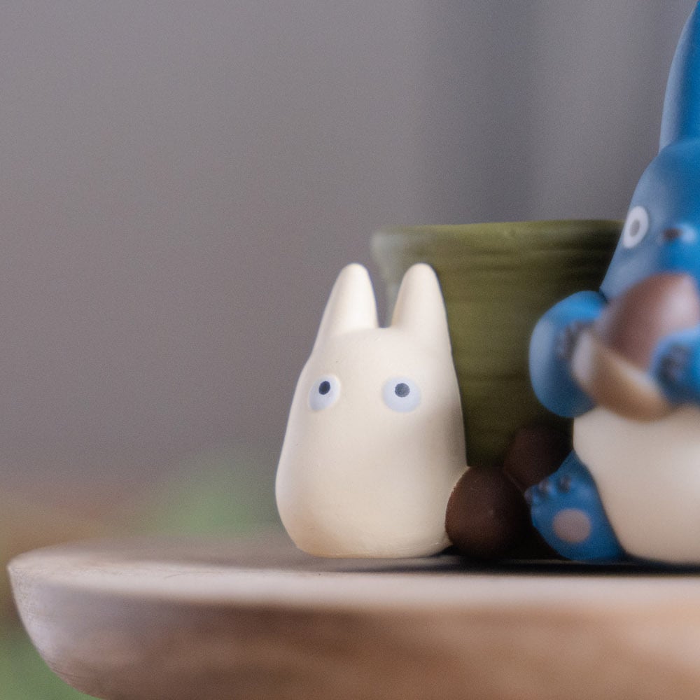 Mein Nachbar Totoro - Mittlerer & Kleiner Totoro mit Pilz – 3D Mini-Figur & Stiftehalter / Organizer - 4,5cm - Ensky
