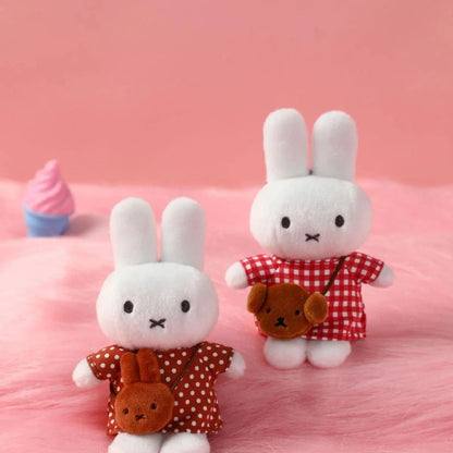Miffy - Mini Bag Series - Ausflug-Kollektion - Plüsch-Schlüsselanhänger Blind Box - Einzelbox - 13 cm - VIPO
