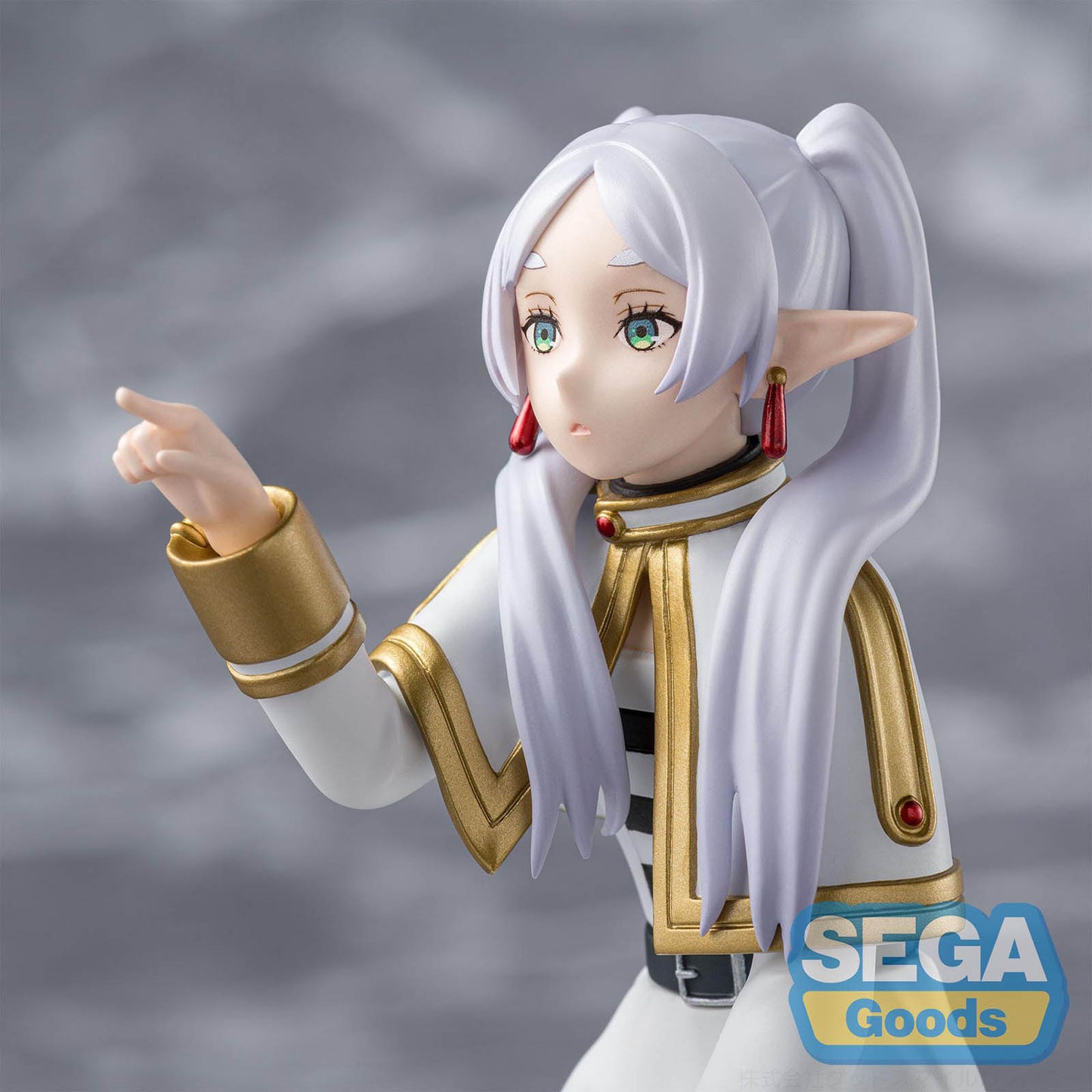 Frieren: Beyond Journey's End - Frieren - Poking Something - PM Perching Figur - 10cm - SEGA