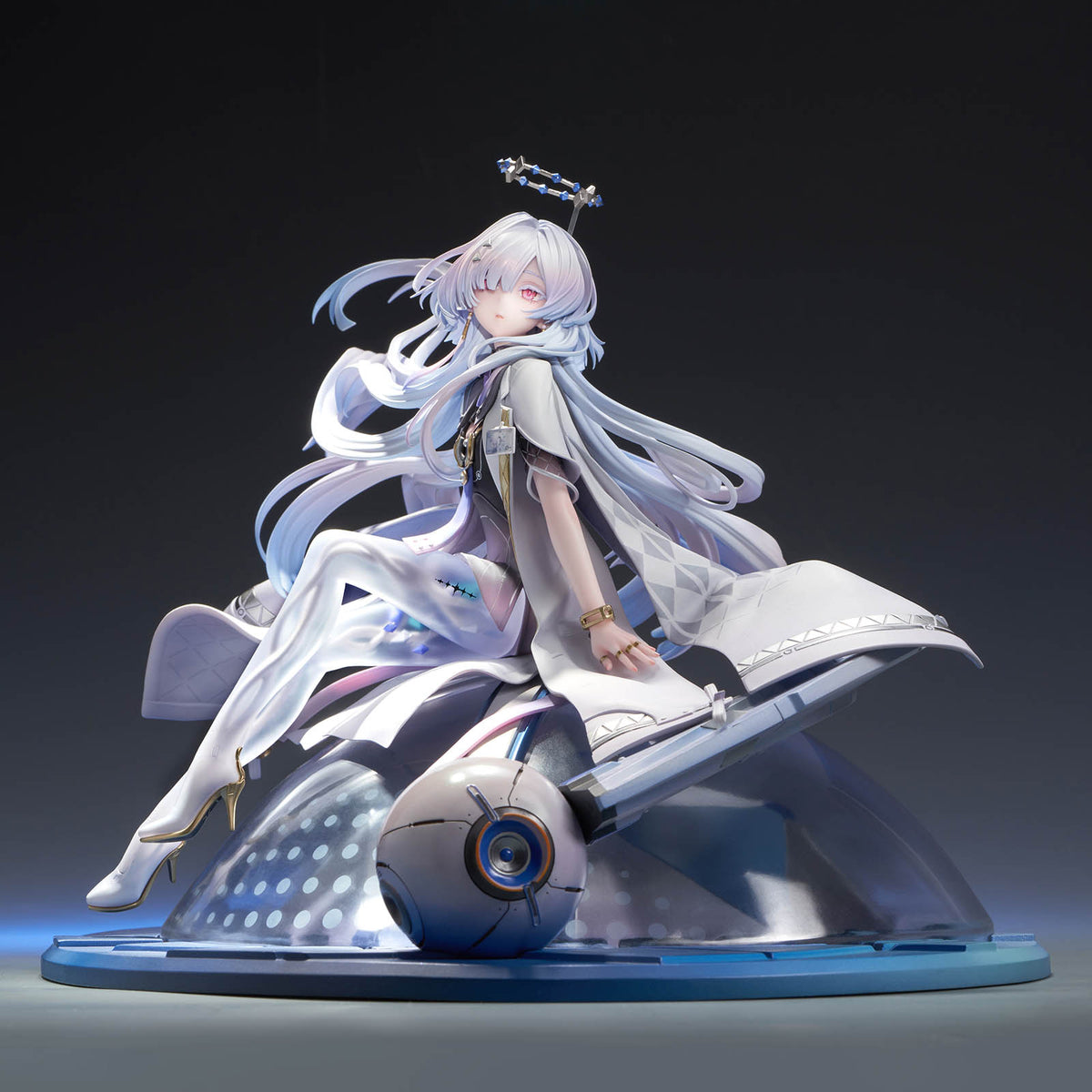 Wuthering Waves - Mornye - Figur 1/6 inkl. Blechbutton - 22 cm - Hobby Sakura