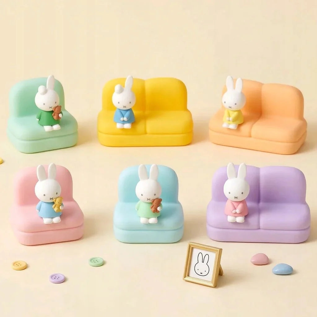 Miffy & Dan - Sofa Handy-/Kartenhalter - Blindbox - Einzelbox - Choco Teddy