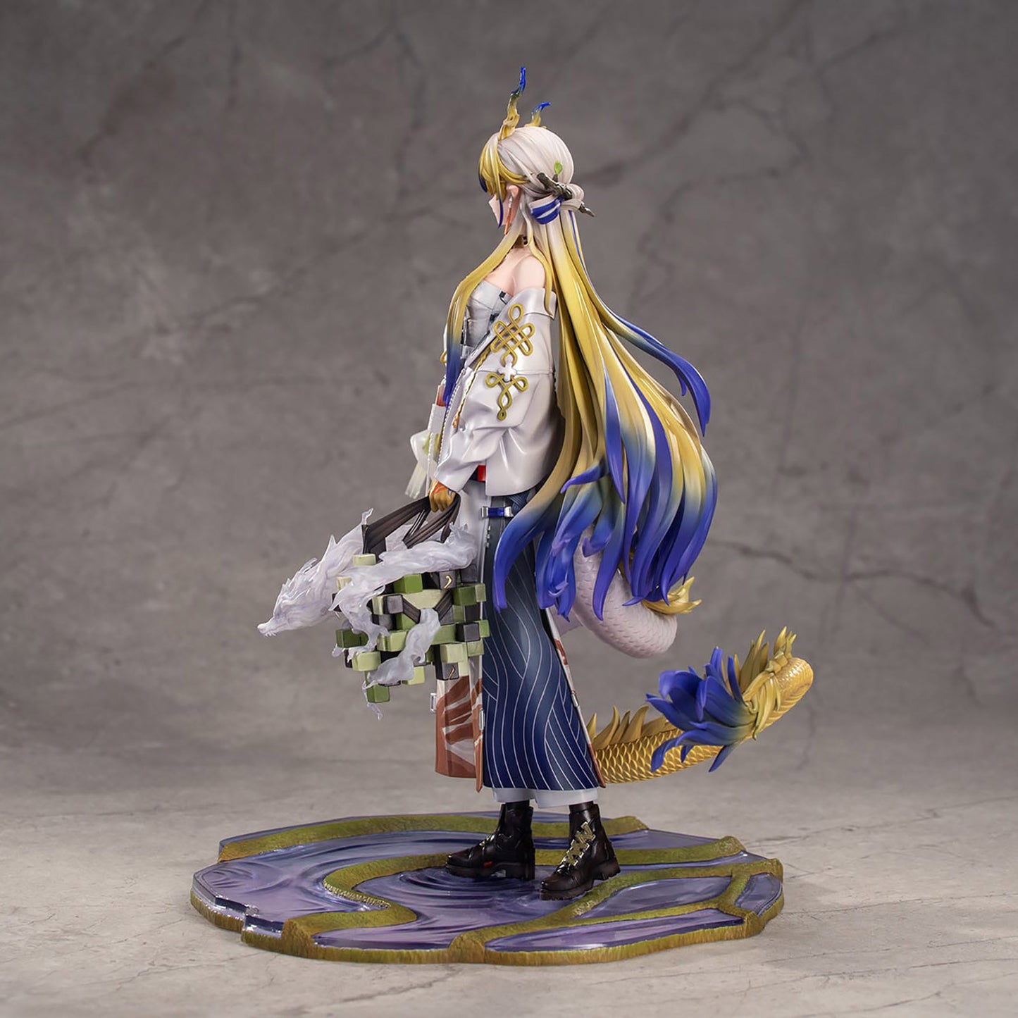 Arknights PVC Statue 17 Shu 27 cm