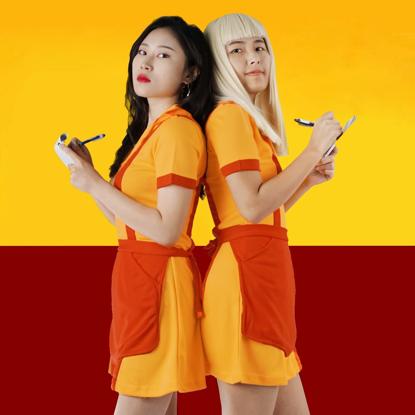 Caroline & Max Kostüm für 2 Broke Girls Fans, Diner Uniform mit Schürze, Größen: S - XL