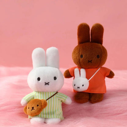Miffy - Mini Bag Series - Ausflug-Kollektion - Plüsch-Schlüsselanhänger Blind Box - Einzelbox - 13 cm - VIPO