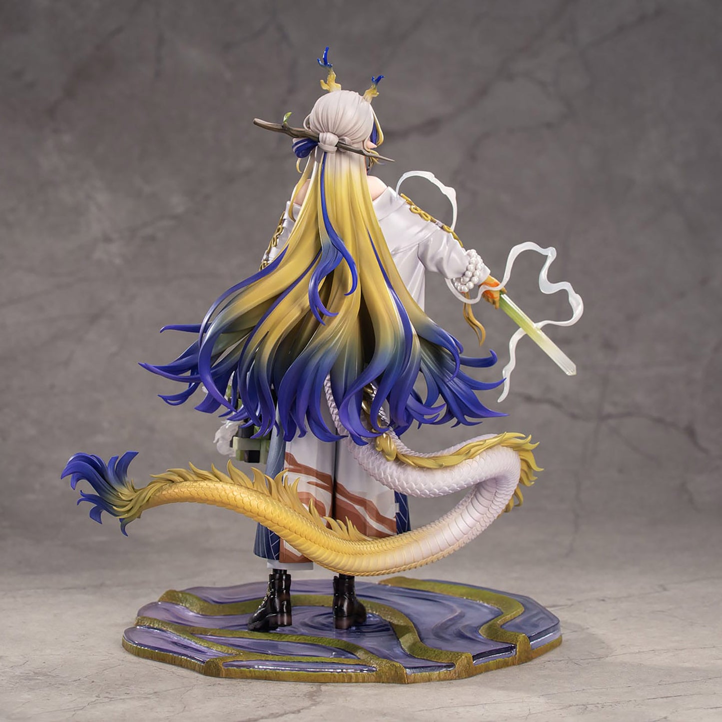 Arknights PVC Statue 17 Shu 27 cm