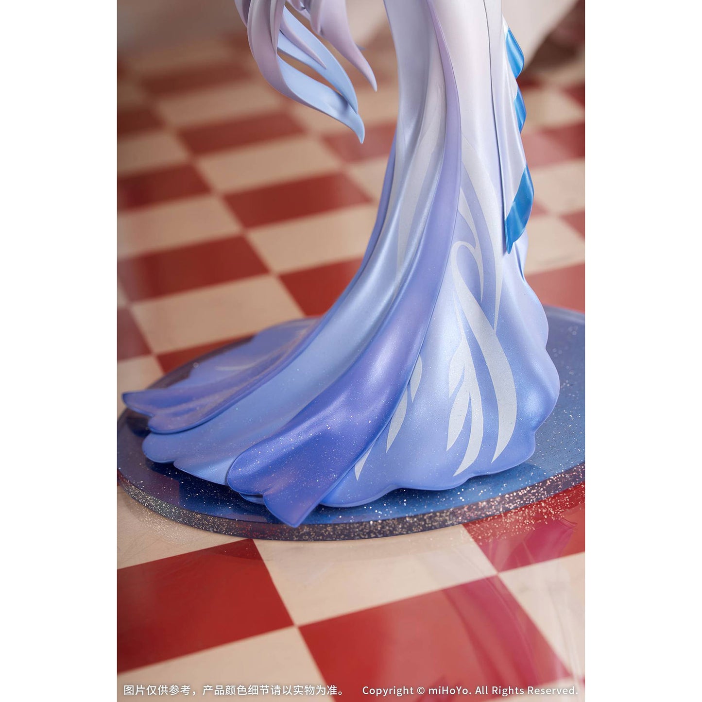 Genshin Impact - Skirk (Festive Reunion Ver.) - Gift+ Series 1/8 Scale Figur - 22,3 cm - Myethos