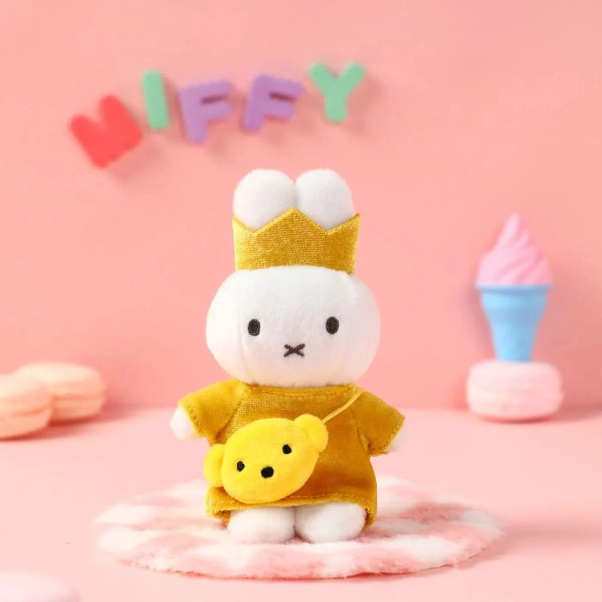 Miffy - Mini Bag Series - Ausflug-Kollektion - Plüsch-Schlüsselanhänger Blind Box - Einzelbox - 13 cm - VIPO