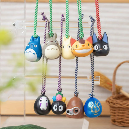 Mein Nachbar Totoro - Mittlerer Totoro mit Glöckchen - Netsuke-Anhänger - 3 x 2,3 x 2,3 cm - ENSKY