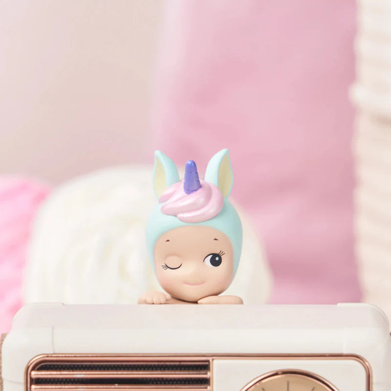 Sonny Angel Sammelfigur mit Schlafmütze | Blind Box Dreaming Series | 8 cm