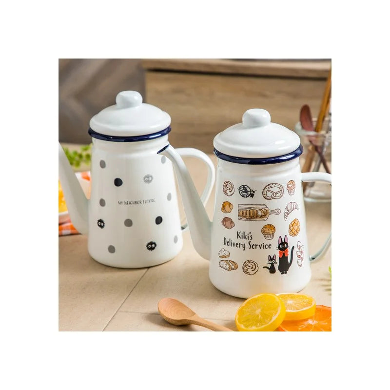 Kikis kleiner Lieferservice - Jiji & Gebäck - Emaille Teekanne 1,1L - Skater