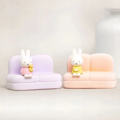 Miffy & Dan - Sofa Handy-/Kartenhalter - Blindbox - Einzelbox - Choco Teddy