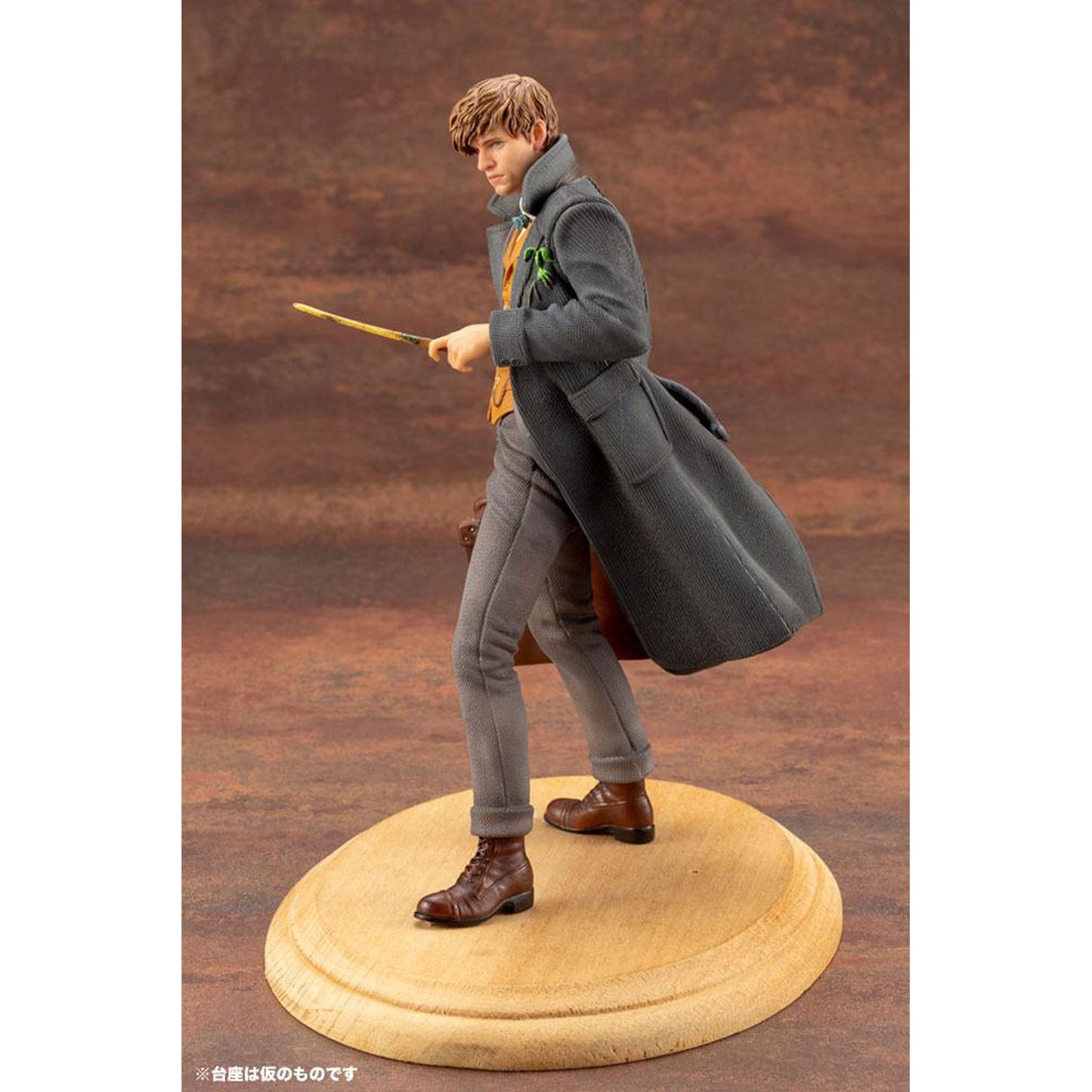 Fantastic Beasts: The Crimes of Grindelwald - Newt Scamander - ARTFX+ Statue 1/10 - 18cm - Kotobukiya